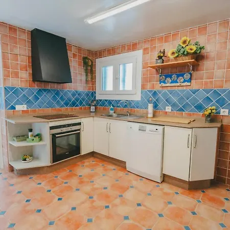 Con Piscina Privada A Pocos Pasos Del Mar
