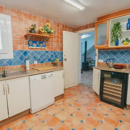 Con Piscina Privada A Pocos Pasos Del Mar فيلة *