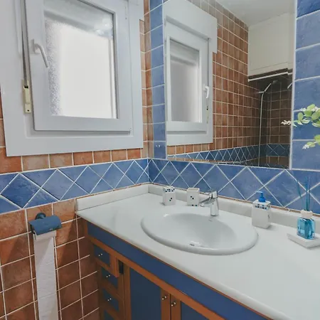 Con Piscina Privada A Pocos Pasos Del Mar