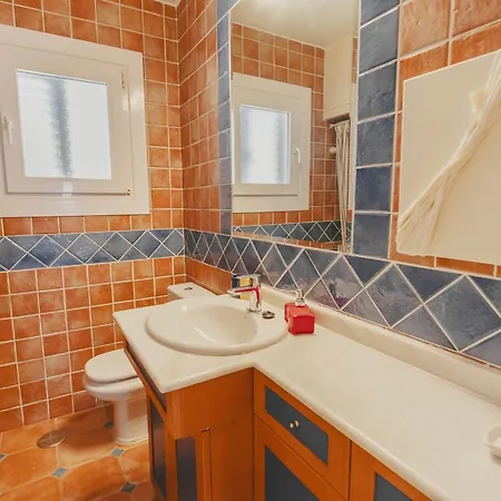 Con Piscina Privada A Pocos Pasos Del Mar
